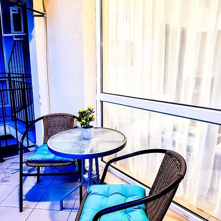 Nani -sunny ساني بيتش