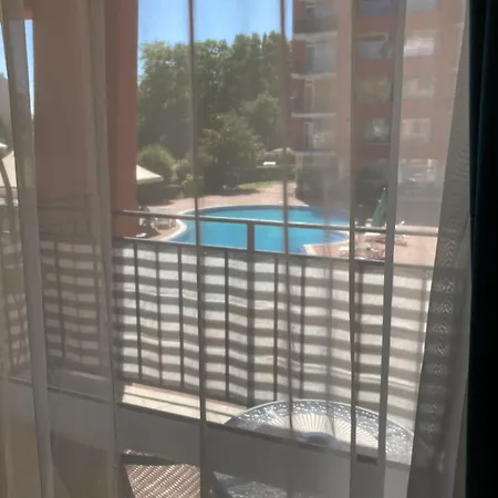 Nani -sunny Lägenhet Slăntjev Brjag